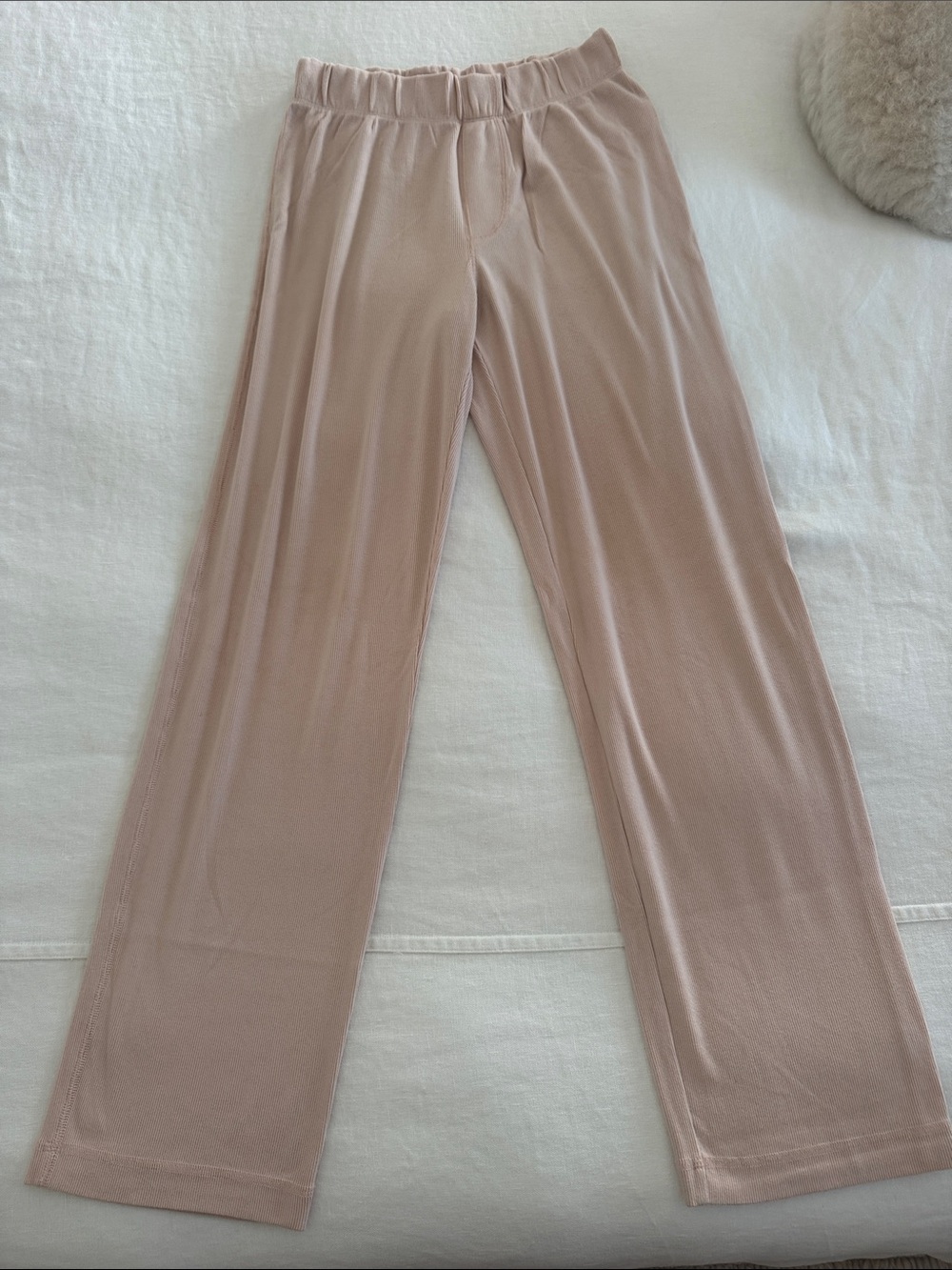 Eterne Ribbed Lounge Pants in Soft Blush